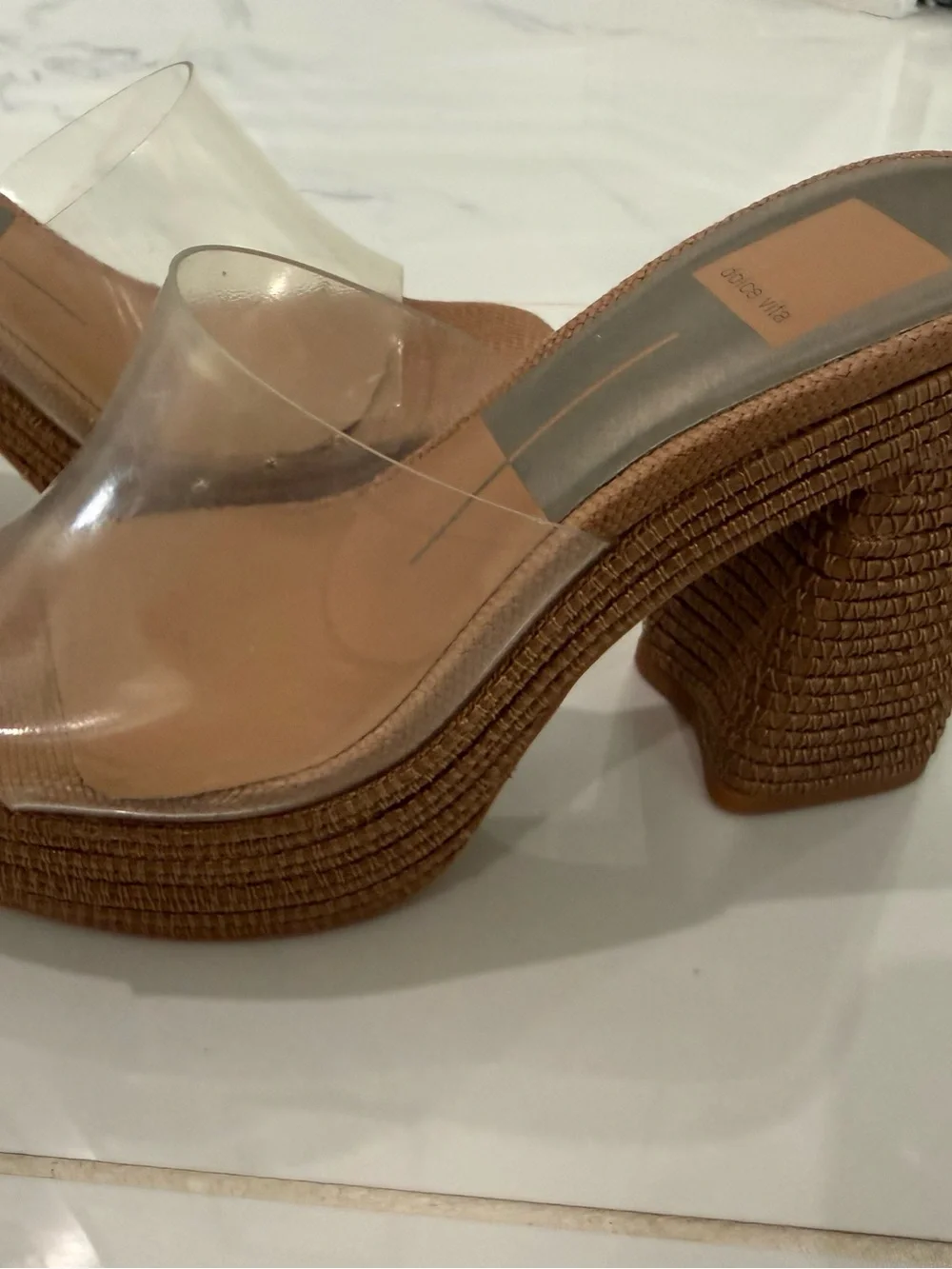Dolce Vita Lichia Neutral Tan Platform Mule Heels with Clear Strap size 6 - Picture 4 of 7